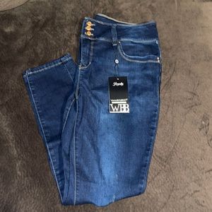 ROYALTY FOR ME SKINNY JEANS